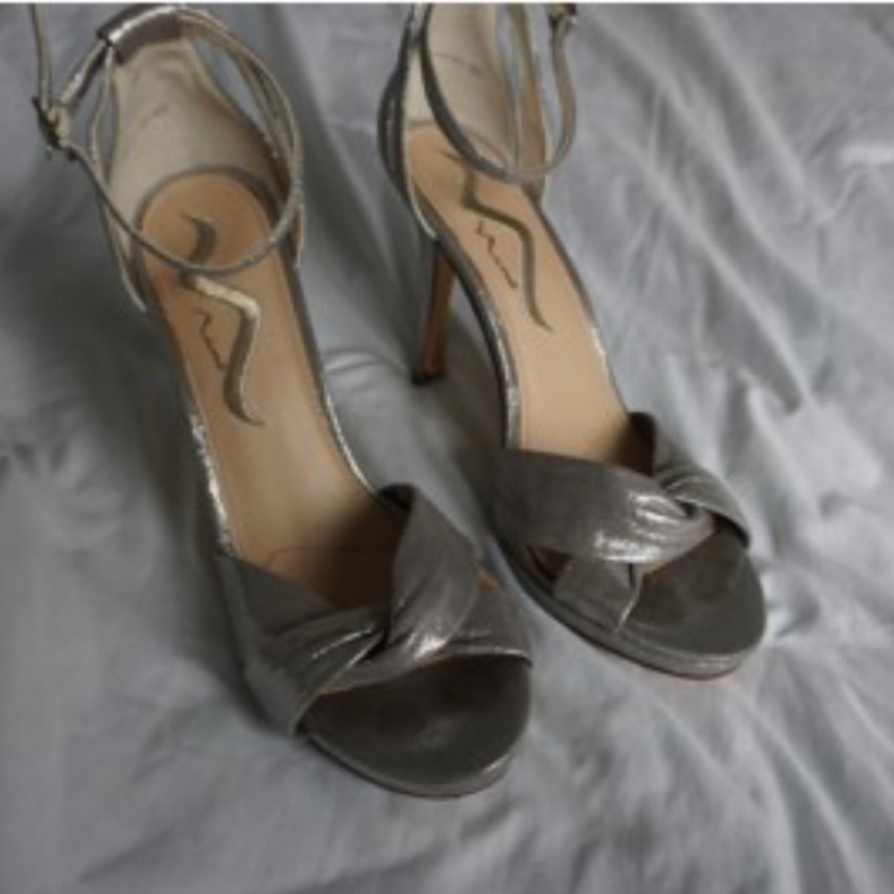 Classy Silver Glittery Heels!